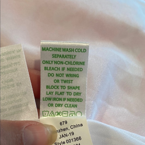 Lilly Pulitzer Olive Top Resort White Caliente - Picture 10 of 16